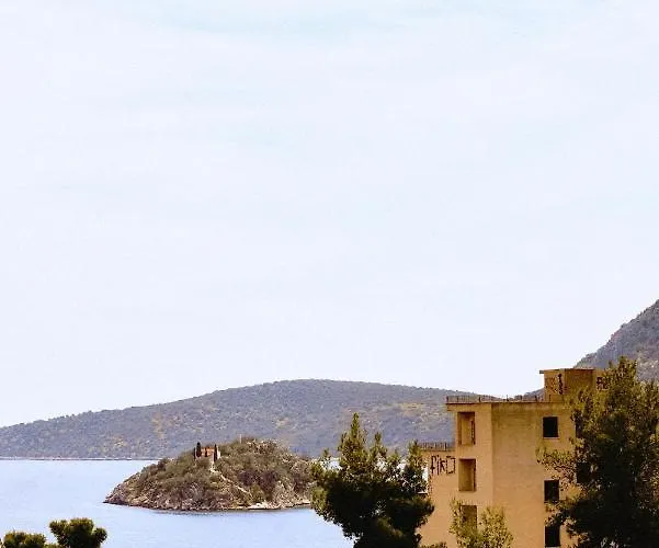 Belvedere Rare&peaceful 2br Home+stunning Sea View * Toló