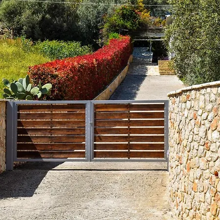 Belvedere Rare&peaceful 2br Home+stunning Sea View * Τολό